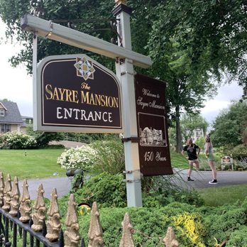 The Sayre Mansion - Hotels Near Me - Bethlehem, Pennsylvania The Sayre Mansion - Hotels Near Me - Bethlehem, Pennsylvania