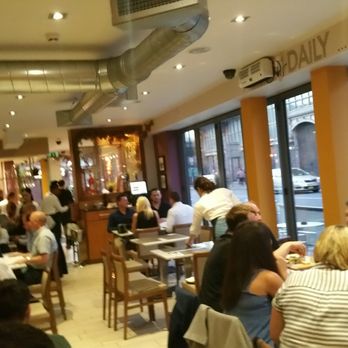 Per Tutti Cafe Bar & Grill - Busy night - Italian Near Me - Manchester, XGM Per Tutti Cafe Bar & Grill - Busy night - Italian Near Me - Manchester, XGM
