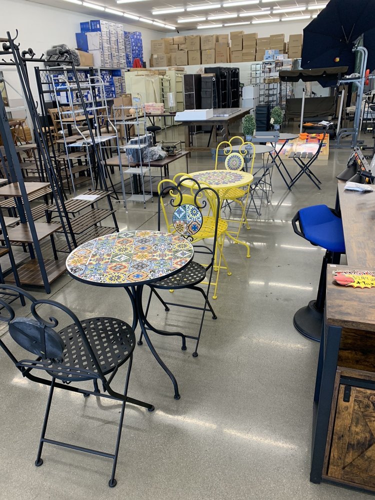 KANSTAR OUTLET Updated September 2024 22 Photos 516 W Whittier