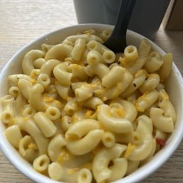 Vegan Mac N Cheese 100% plant base Vegan Mac N Cheese 100% plant base