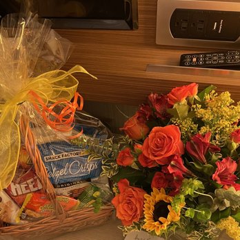 Stems Florist - Florists Near Me - Vacaville, California Stems Florist - Florists Near Me - Vacaville, California