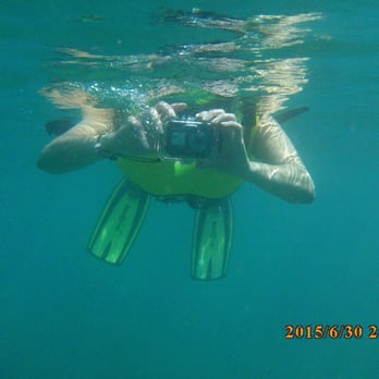 Rincon Diving & Snorkeling - Momma taking photos - Free Diving Near Me - Rincon, Puerto Rico