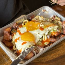 West Coast Tavern - Shawarma hash