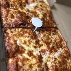 Jet's Pizza - 8 Corner Pizza