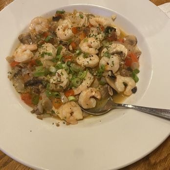 Clawson's 1905 Restaurant - Shrimp & Grits - Seafood Near Me - Beaufort, North Carolina Clawson's 1905 Restaurant - Shrimp & Grits - Seafood Near Me - Beaufort, North Carolina