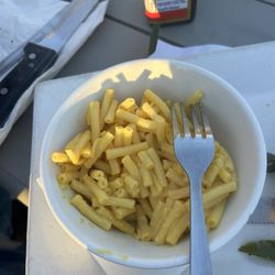 VEY'S Pub - Side of Kraft anyone?