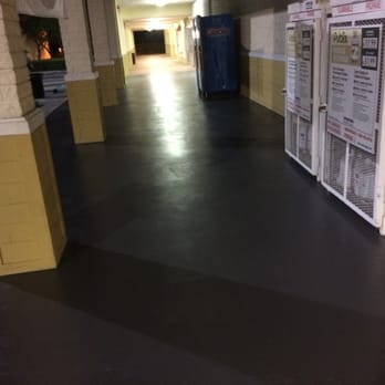 Conexxo Corp - publix exterior floor, with solvent base pigmented sealer
after - Flooring Near Me - Miami, Florida