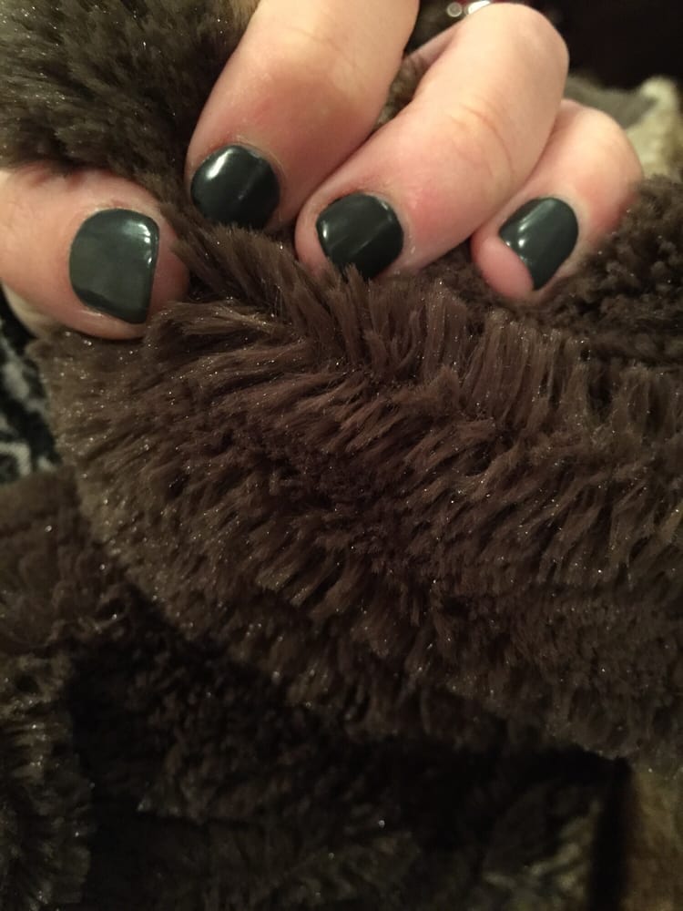 Candlelight Nails & Spa Logo