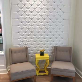 Drybar - Sacramento - One of the two waiting areas. - Blow Dry/Out Services Near Me - Sacramento, California Drybar - Sacramento - One of the two waiting areas. - Blow Dry/Out Services Near Me - Sacramento, California