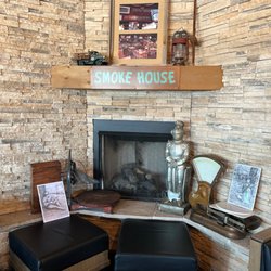 Stan's Country Restaurant - Up close at the hearth/fireplace.