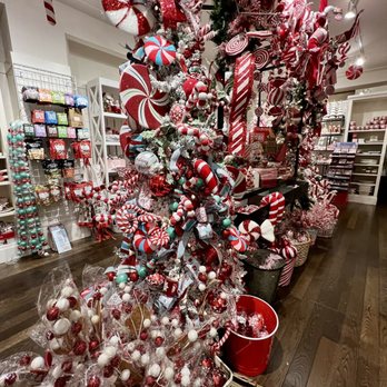 Amber Marie & Co - December 2022 - Holiday Decorations Near Me - Tulsa, Oklahoma Amber Marie & Co - December 2022 - Holiday Decorations Near Me - Tulsa, Oklahoma