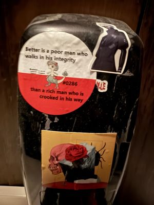 Lone Wolf Lounge by null