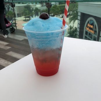 Coca Cola Store - Razzle Dazzle drink of the month - Fashion Near Me - Orlando, Florida