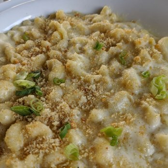 Flannery's Pub - Mac and cheese - Sports Bars Near Me - Cleveland, Ohio