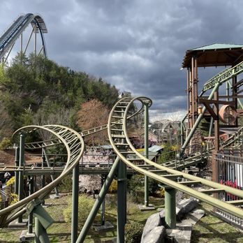 Dollywood - Amusement Parks Near Me - Pigeon Forge, Tennessee