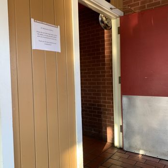 Chili's - Sign indicting pick up - American Near Me - Rochester, New York