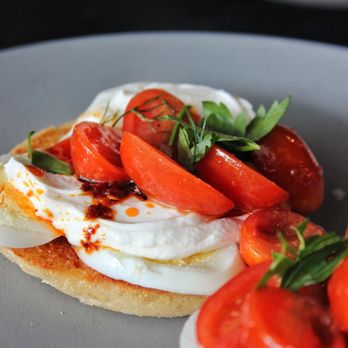 Heirloom - Breakfast bruschetta - Breakfast & Brunch Near Me - Weston, Massachusetts