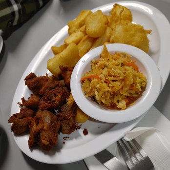 La Chele - Fried yuca and chicharrón - Salvadoran Near Me - Lakewood, Washington La Chele - Fried yuca and chicharrón - Salvadoran Near Me - Lakewood, Washington