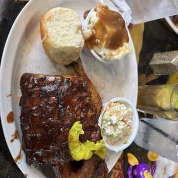 Blues City Cafe - Ribs and chicken - Southern Near Me - Memphis, Tennessee Blues City Cafe - Ribs and chicken - Southern Near Me - Memphis, Tennessee