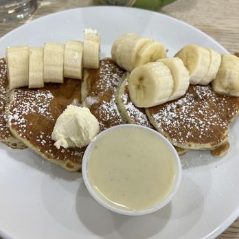 Original Pancake House - Silver Dollar Pancake - banana - Breakfast & Brunch Near Me - Edgewater, New Jersey