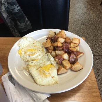 Beachside Cafe - Home style potatoes and eggs - Breakfast & Brunch Near Me - Indialantic, Florida