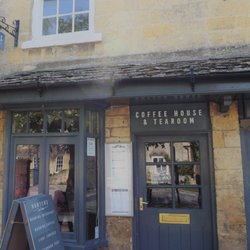 Hunters Restaurant & Tea Room