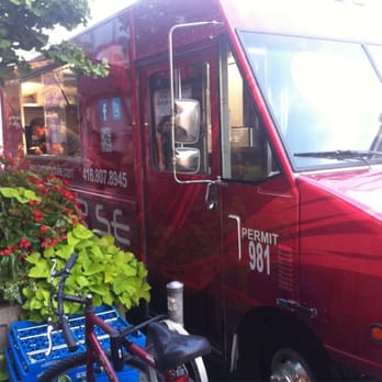 Per Se Mobile - At TIFF food truck event - Food Trucks Near Me Per Se Mobile - At TIFF food truck event - Food Trucks Near Me