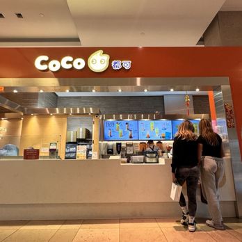 Coco Fresh Tea & Juice - Outside - Bubble Tea Near Me - Toronto, Ontario Coco Fresh Tea & Juice - Outside - Bubble Tea Near Me - Toronto, Ontario