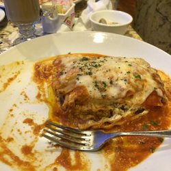 Vic's Pizza - Homemade Lasagna