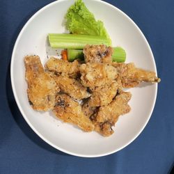 Winston's Resto-Bar - Yummy Chicken Wings