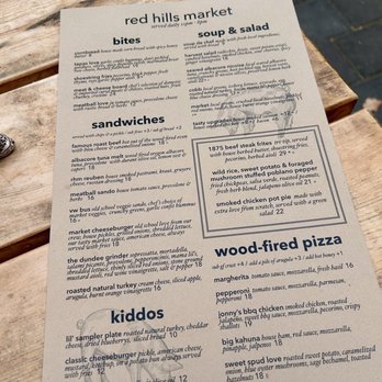 Red Hills Market - Sandwiches Near Me - Dundee, Oregon