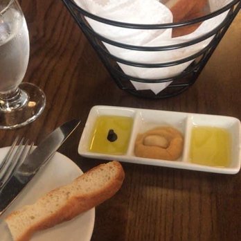 Marco's Restaurant - Bread with dipping trio - Italian Near Me - Peabody, Massachusetts