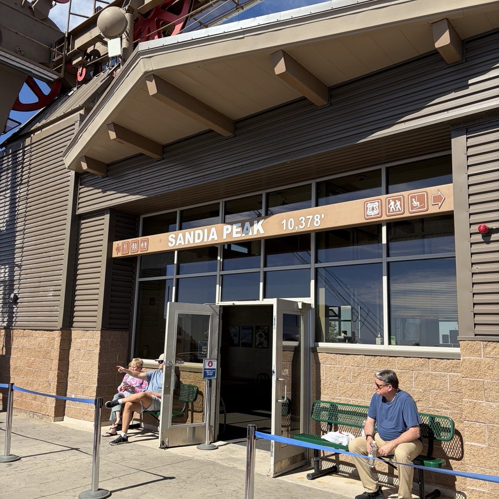 Sandia Peak Tramway - Ski Resorts Near Me - Albuquerque, New Mexico