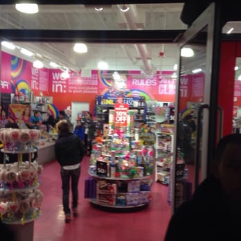 IT'SUGAR - Candy Stores Near Me - Las Vegas, Nevada