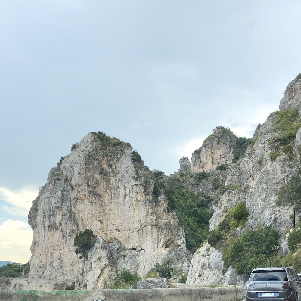 Amalfi Coast - Hotels Near Me - Amalfi, SA