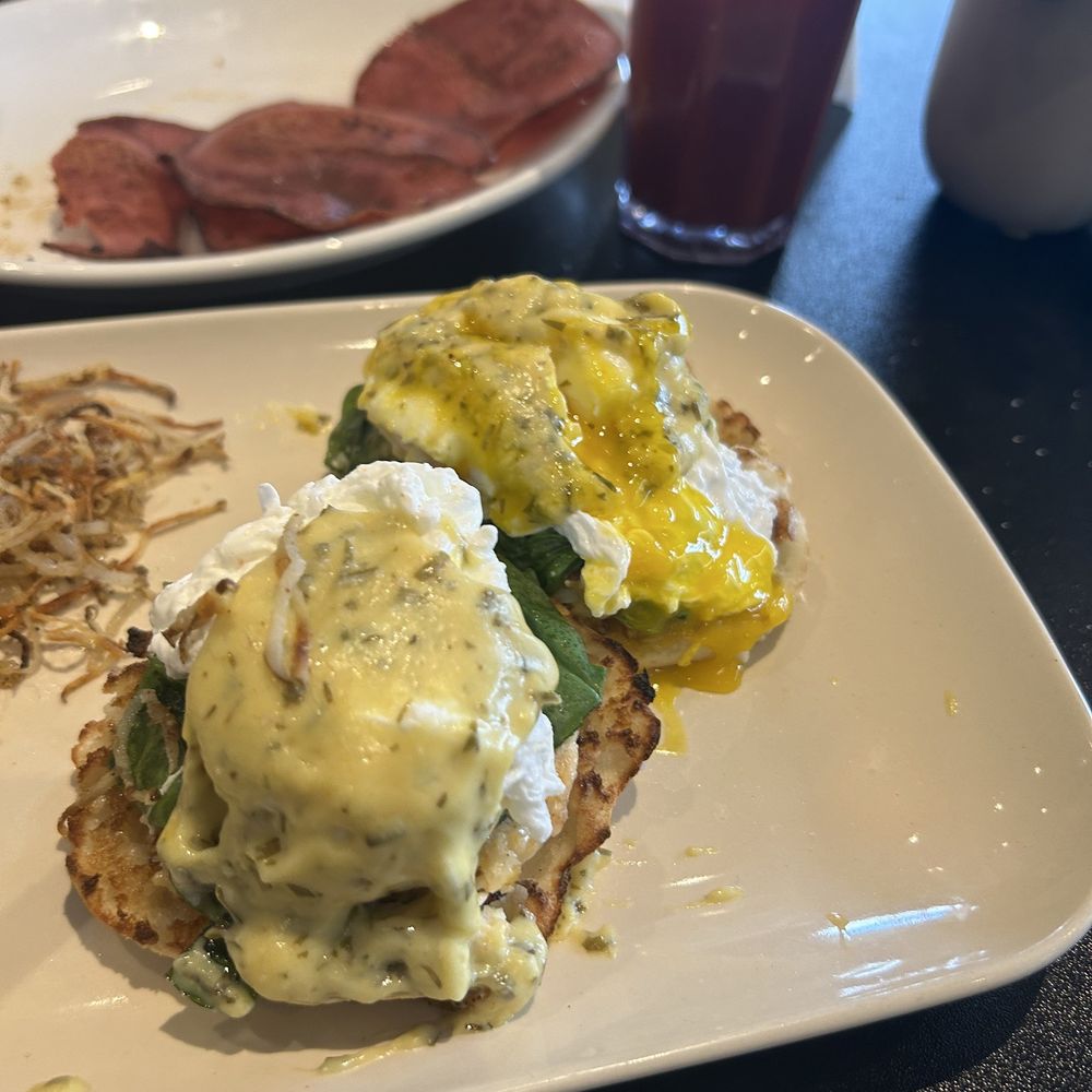 Sunny Side Up - crab eggs Benedict - Breakfast & Brunch Near Me - Easton, Pennsylvania Sunny Side Up - crab eggs Benedict - Breakfast & Brunch Near Me - Easton, Pennsylvania