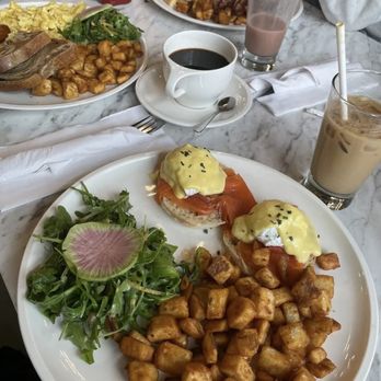 Evviva Breakfast & Lunch - Breakfast & Brunch Near Me - Vaughan, Ontario