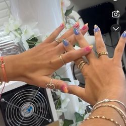 Lagoon Nails & Spa - Acrylic nails