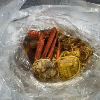 168 Crab & Karaoke - Noodles and crab legs with corn and potatoes - Karaoke Near Me - Madison Heights, Michigan 168 Crab & Karaoke - Noodles and crab legs with corn and potatoes - Karaoke Near Me - Madison Heights, Michigan
