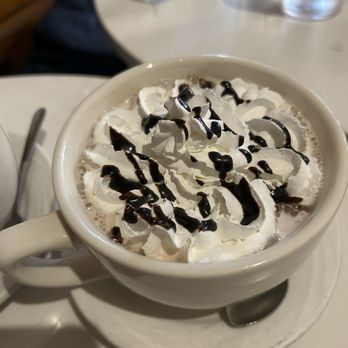 Cafe Bonjour - Hot Cocoa - Breakfast & Brunch Near Me - Boston, Massachusetts