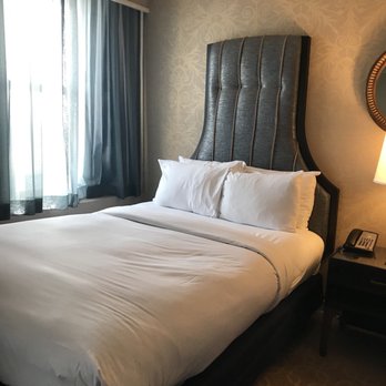 Hilton Milwaukee - Hotels Near Me - Milwaukee, Wisconsin Hilton Milwaukee - Hotels Near Me - Milwaukee, Wisconsin
