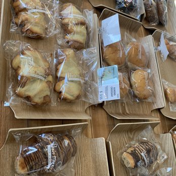 Ari Bakery Cafe - Bakeries Near Me - Miramar, Florida