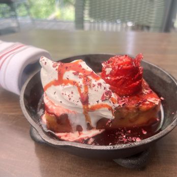 Little Saint - Strawberry bread pudding - Vegan Near Me - Healdsburg, California Little Saint - Strawberry bread pudding - Vegan Near Me - Healdsburg, California