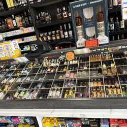 House of Booze II - Huge selection of shots in a unique display!