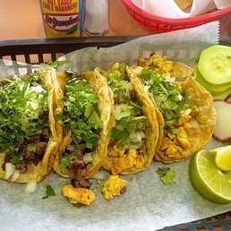 2 Asada, and 2 pollo tacos 2 Asada, and 2 pollo tacos