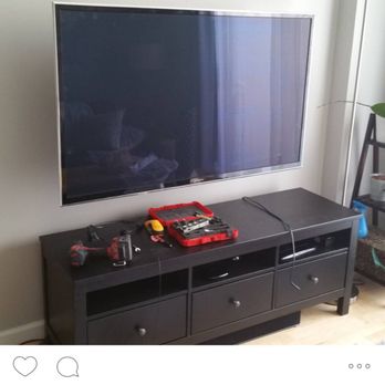 LT Electric - TV mount Customer happy - Electricians Near Me