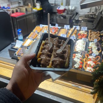 Waffle Factory - Waffles Near Me - Brussels, BRU