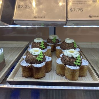 Broyé Cafe & Bakery - Bakeries Near Me - Vancouver, British Columbia Broyé Cafe & Bakery - Bakeries Near Me - Vancouver, British Columbia