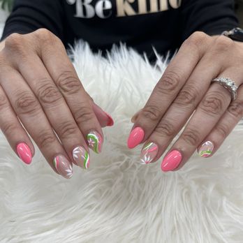 MV Nail Boutique - Nail Salons Near Me - Reisterstown, Maryland