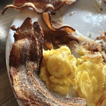 Mustard Cafe - Dried up old bacon, tasteless eggs - Delis Near Me - Newport Coast, California Mustard Cafe - Dried up old bacon, tasteless eggs - Delis Near Me - Newport Coast, California